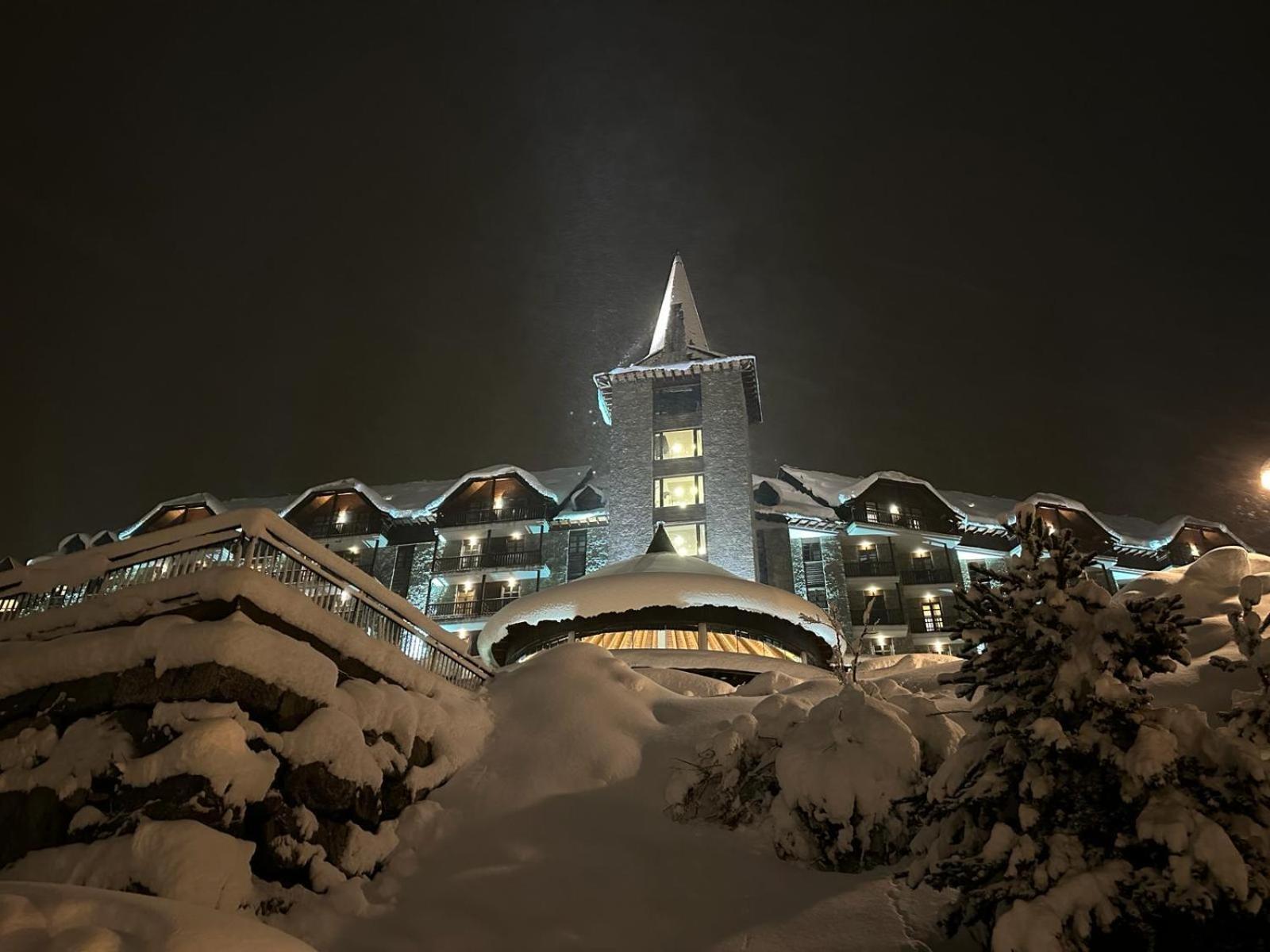 Hotel Snoe Aragon Hills Formigal Exterior foto